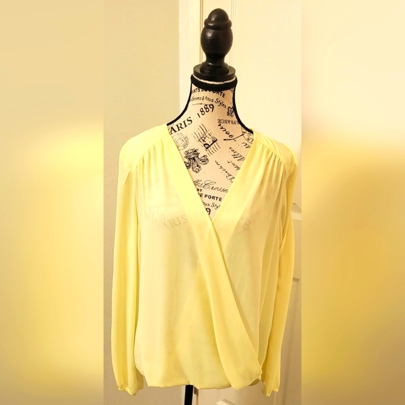 INC International Concepts for Macy's Top. - Picture 1 of 3